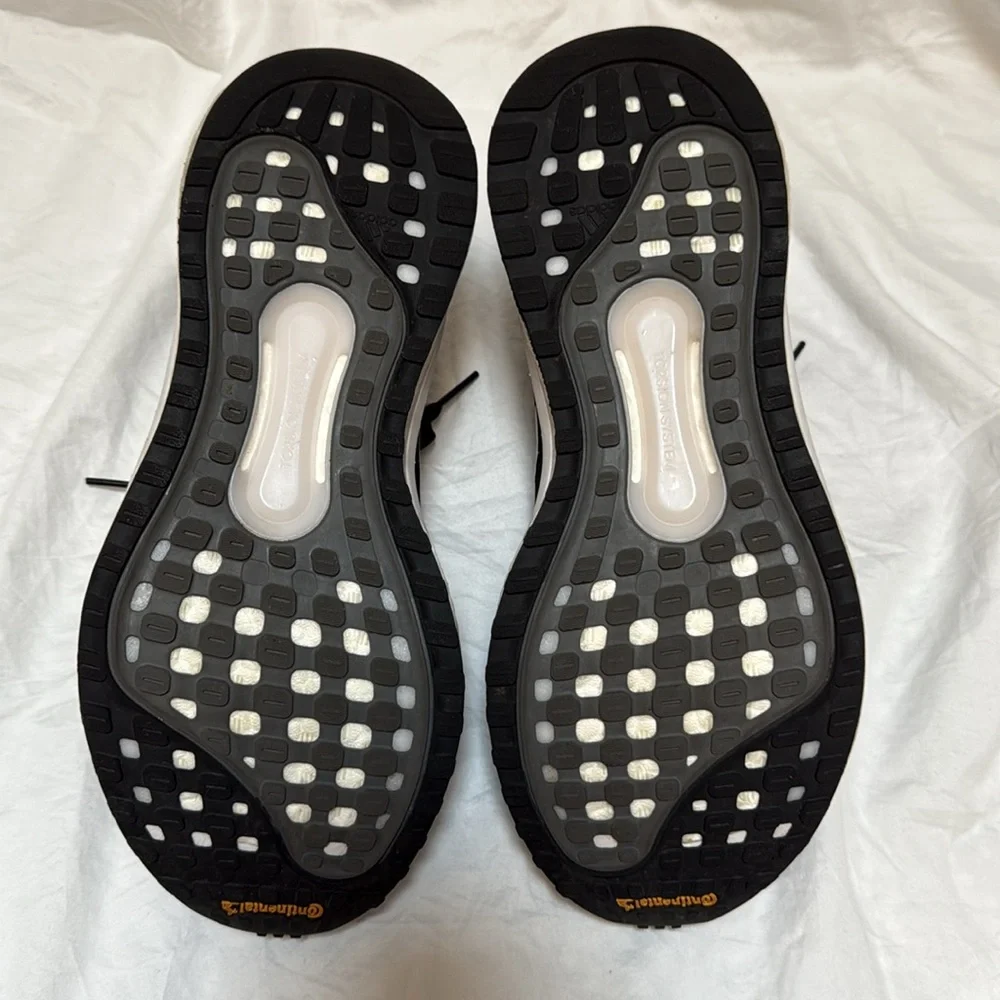 Women’s Adidas Black and White Sneakers Solar Glide ST. Size 9.5 - Picture 4 of 13